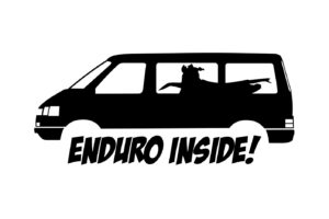 Aufkleber mit dem Schriftzug "Enduro Inside" und einem VW T4